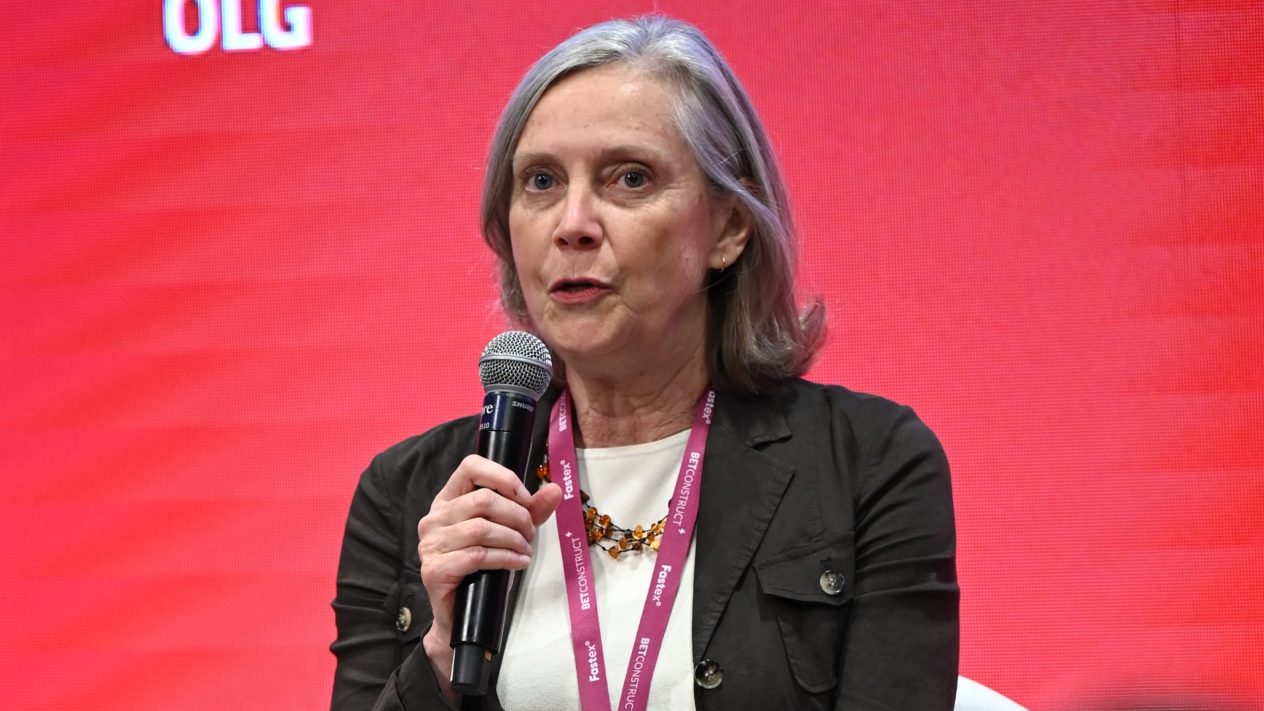 igo-chief-martha-otton-delays-retirement