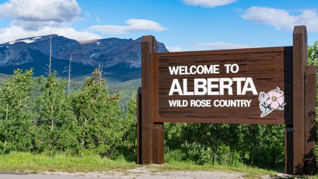 A sign at the Canada-U.S. border welcoming visitors to Alberta