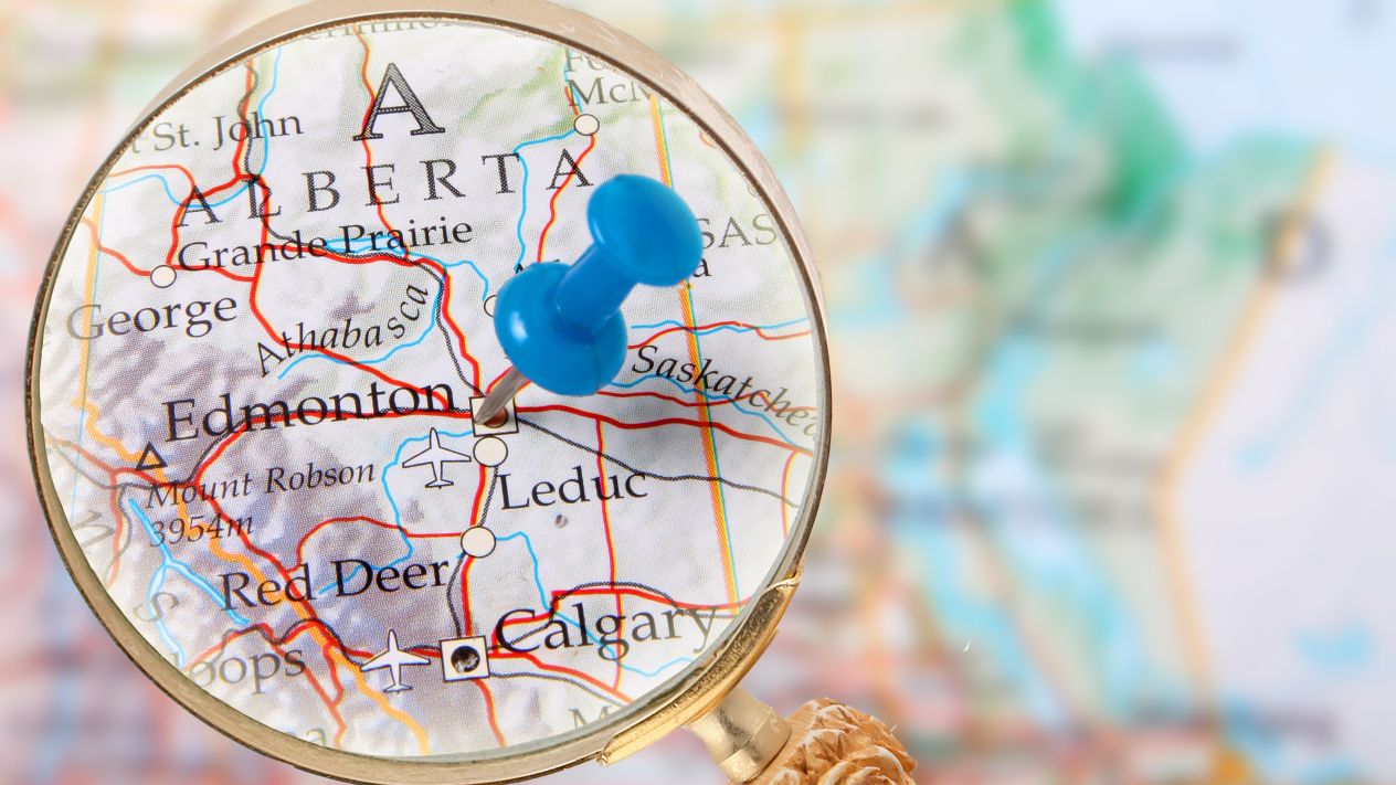 A map of Alberta with Edmonton and Calgary in focus