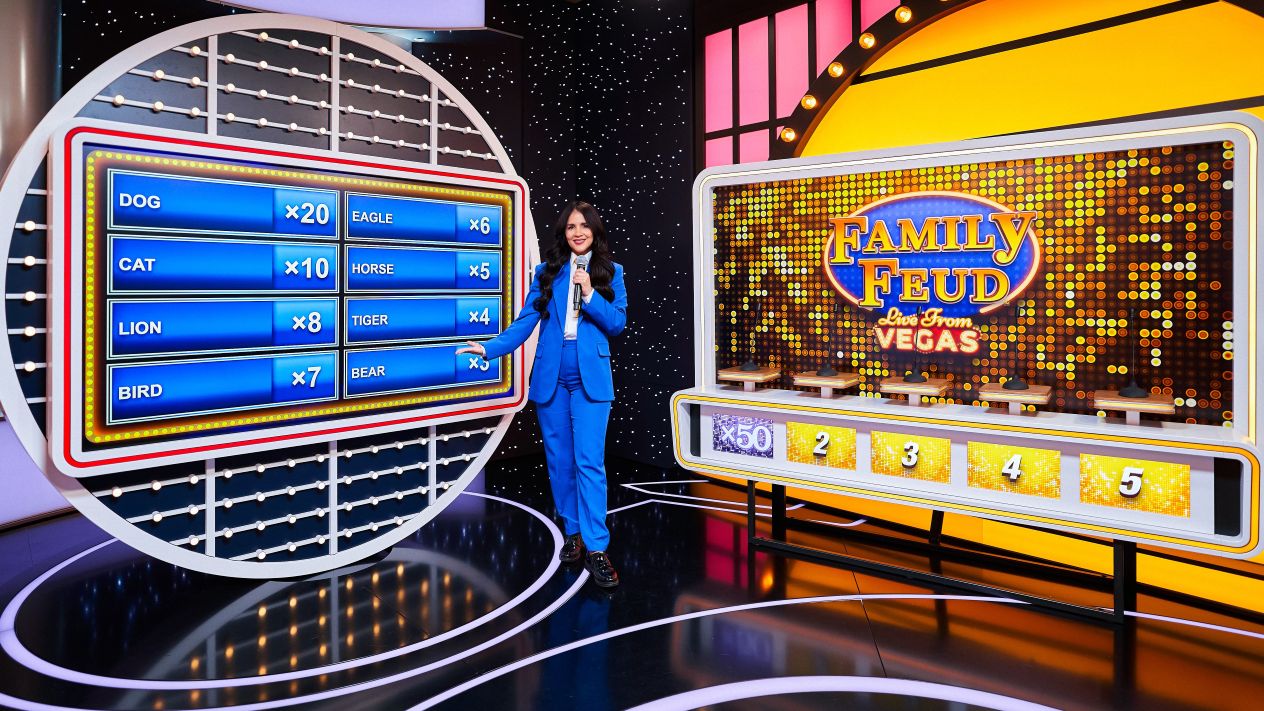 Family Feud live casino game