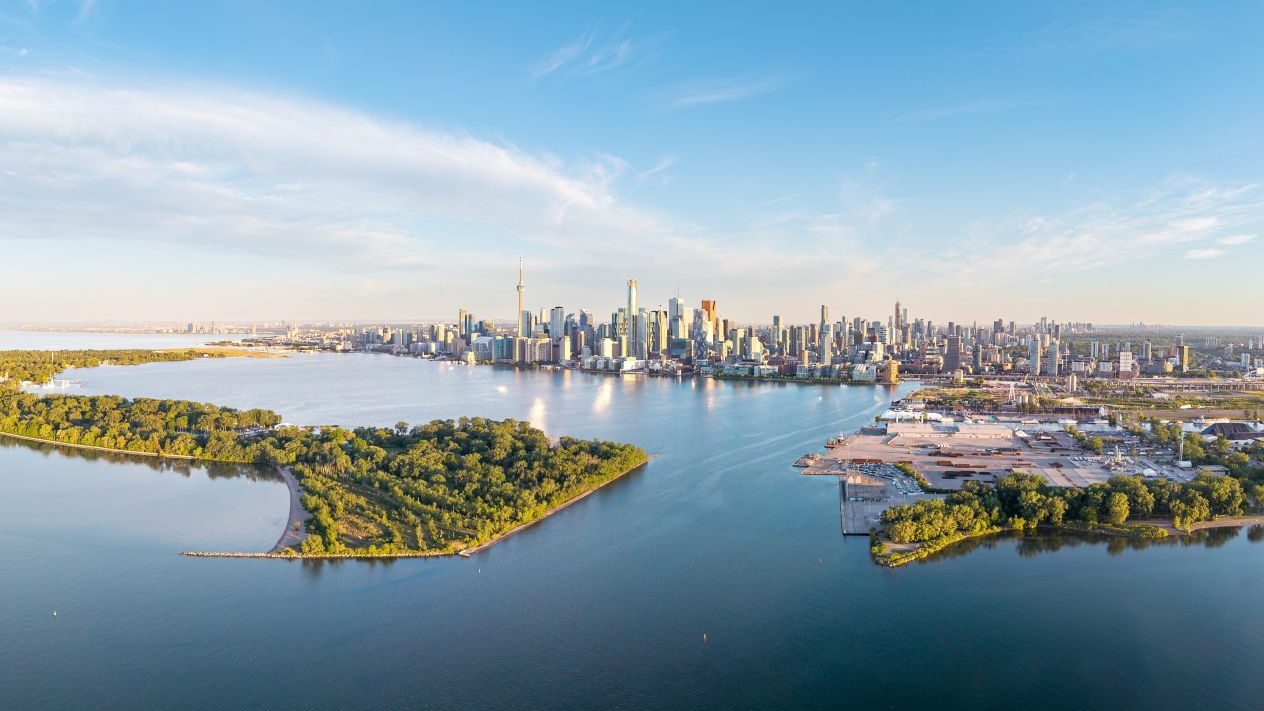 A panorama of downtown Toronto and Lake Ontario