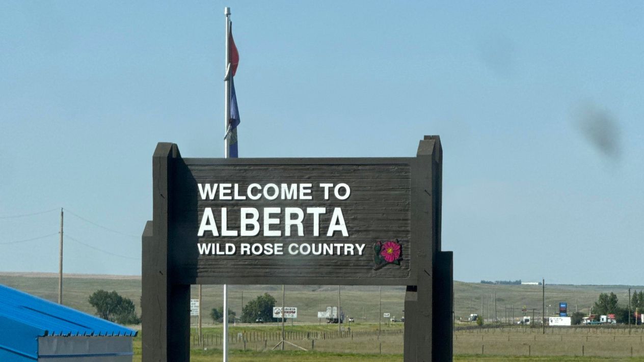 A 'Welcome to Alberta' sign