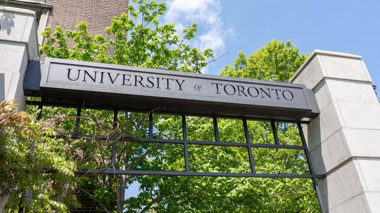 A University of Toronto sign